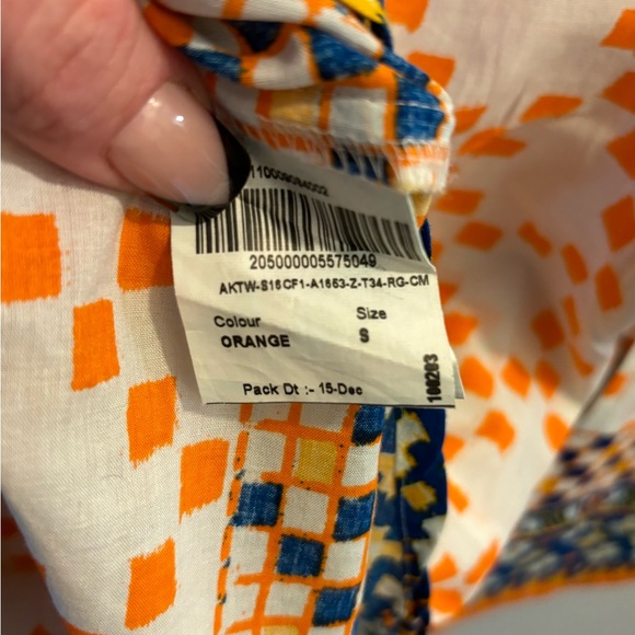 Akkriti orange blue & white tunic size small - Picture 3 of 5